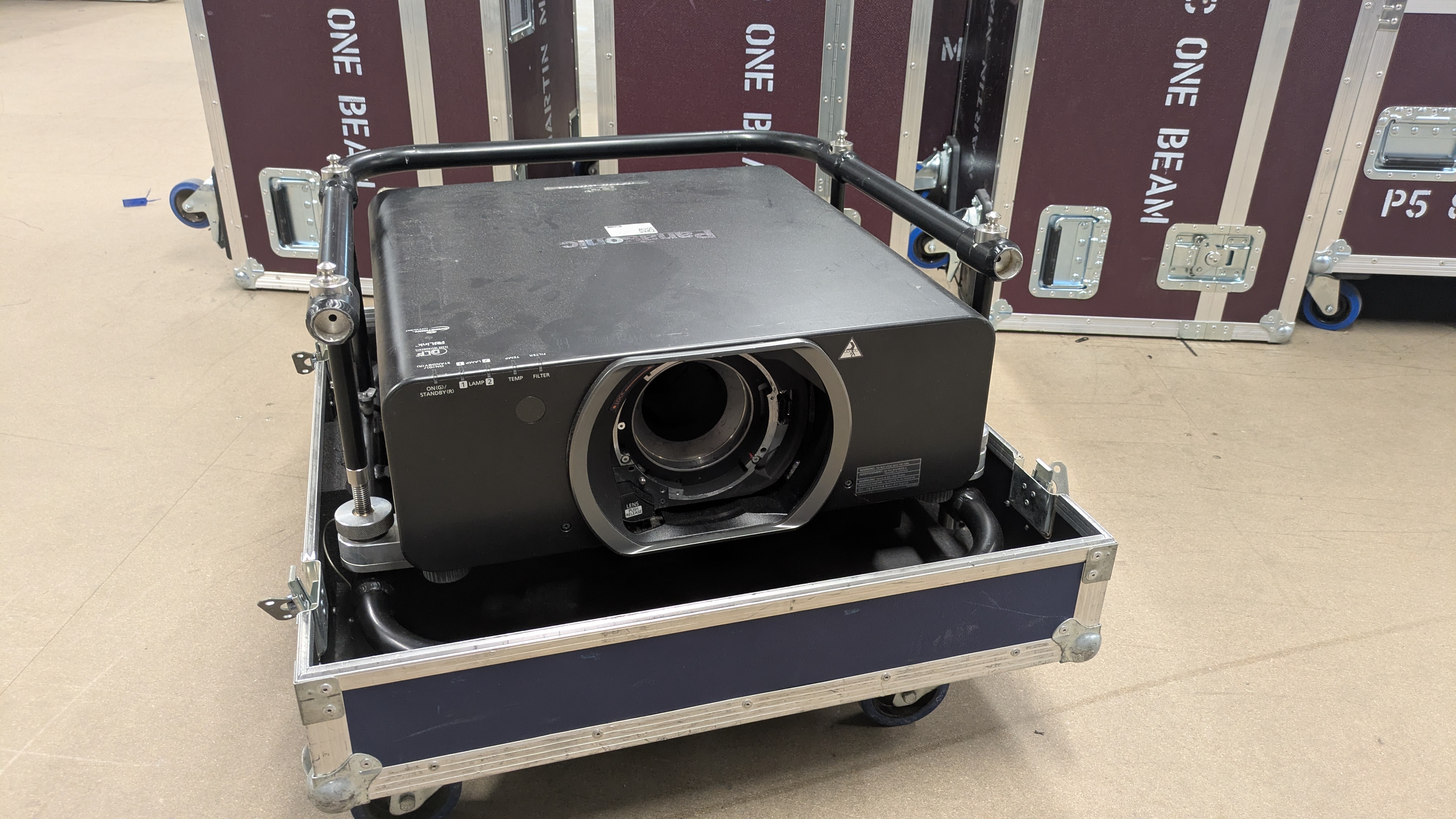 Panasonic DZ13K DLP Projektor