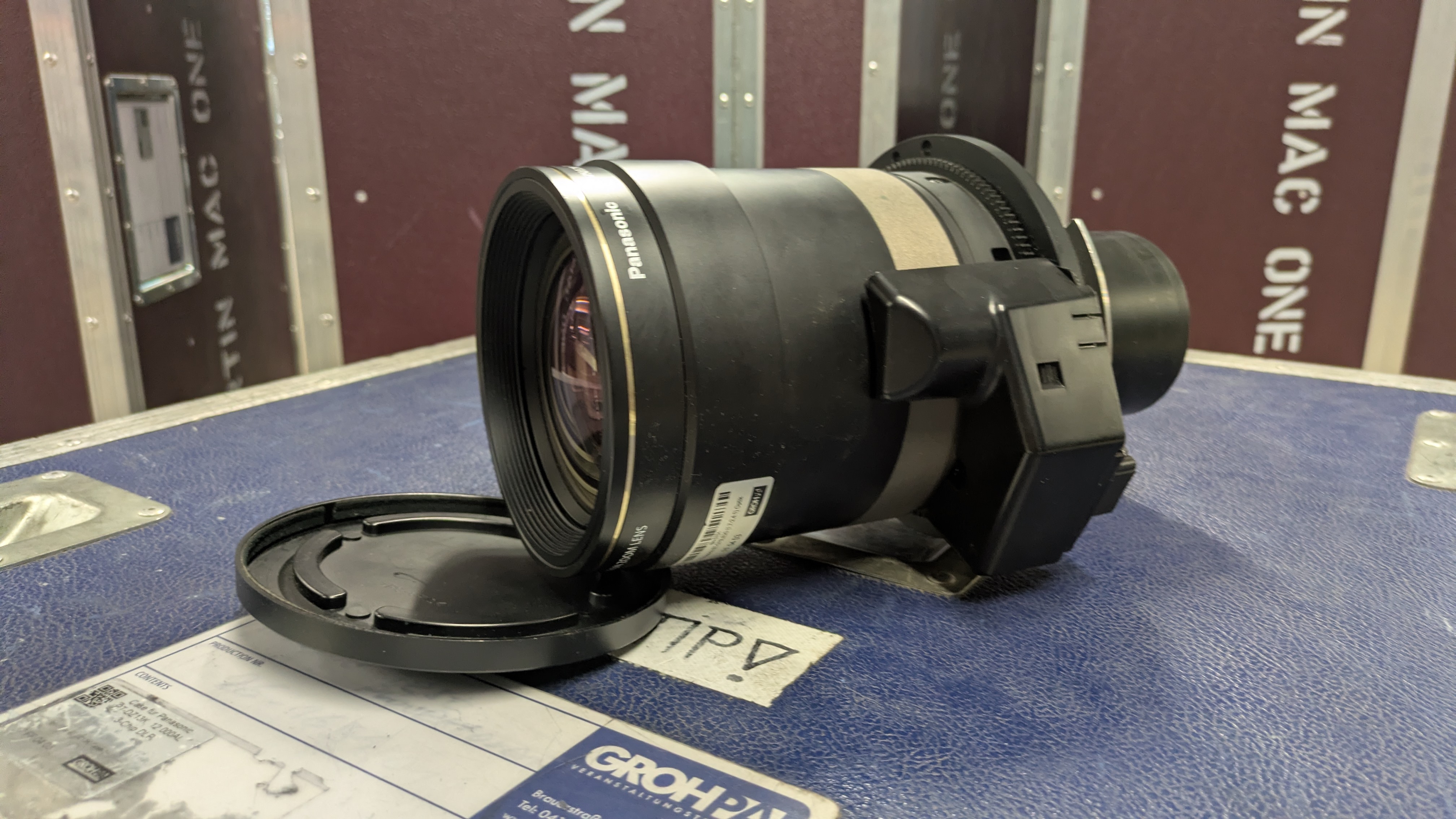 Panasonic ET-D75LE20 (1,7-2,4:1) Optik 
