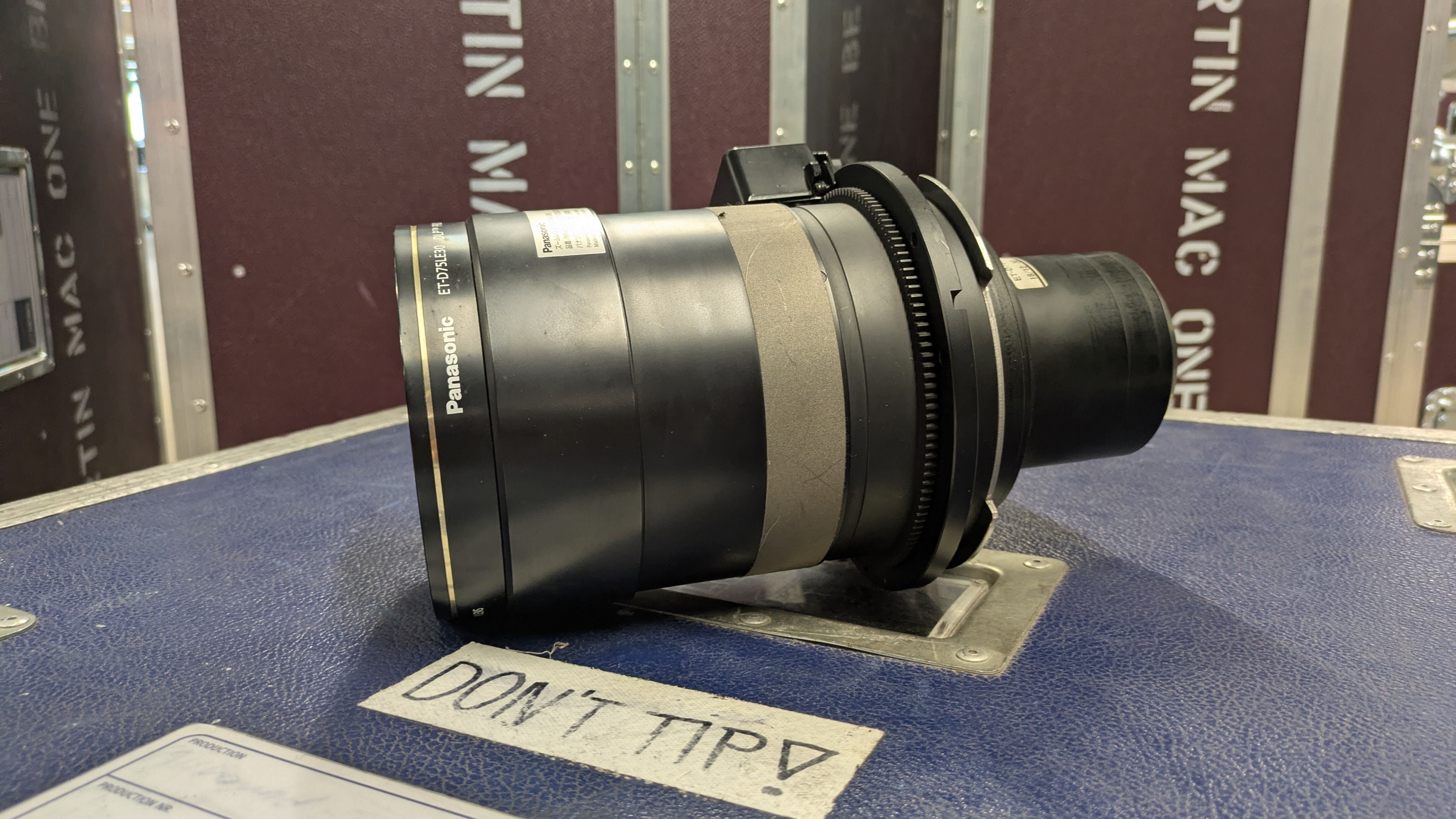 Panasonic ET-D75LE30 (2,4-4,7:1) Optik  